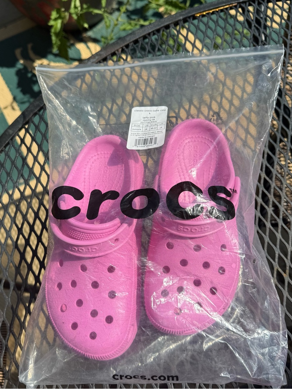 NEW CROCS Kids Classic Platform Cutie in taffy pink size J4